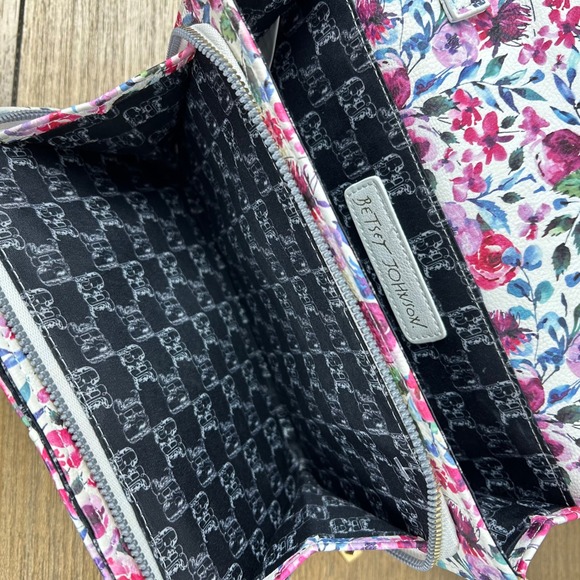 Betsey Johnson Floral Print Crossbody Bag Clutch with Bow Gold Chain - Picture 6 of 15